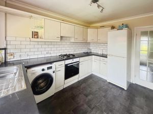 Kitchen- click for photo gallery